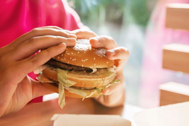 Big Mac : voici comment faire ce burger mythique chez vous grâce à la recette de ce gagnant de Top Chef !