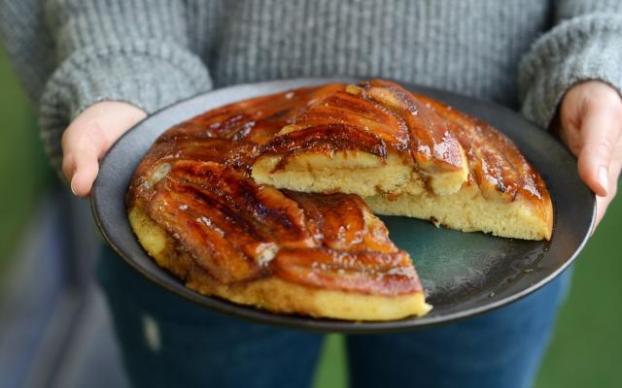 Découvrez nos recettes sucrées à base de banane qui changent du banana bread !