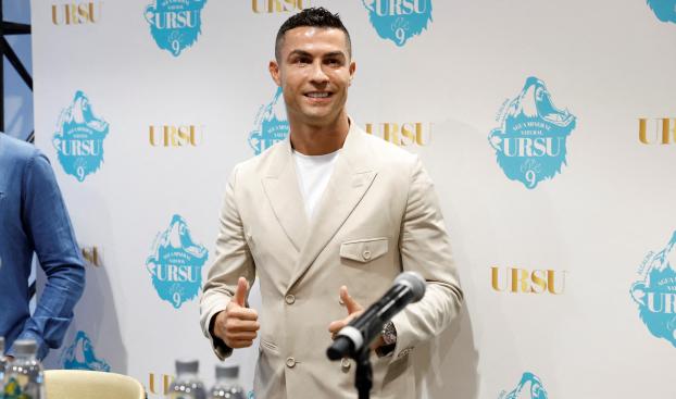 Cristiano Ronaldo : sa marque d’eau minérale accusée de promotion mensongère !