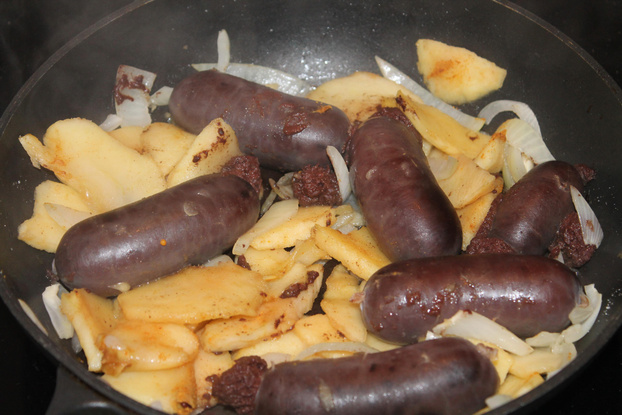 Recette - Tapas boudins noirs antillais aux pommes curry | 750g