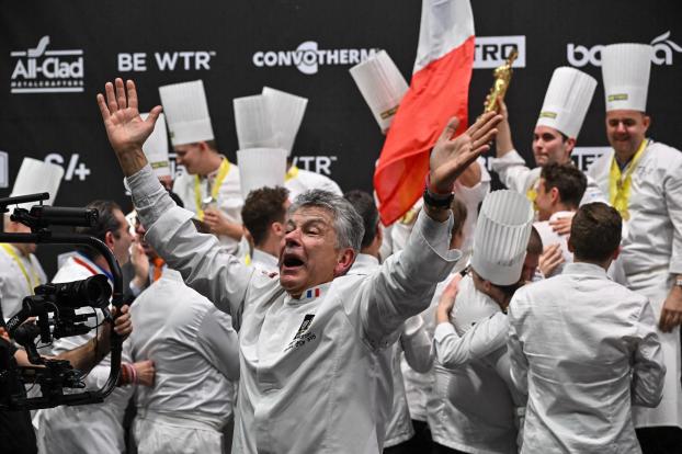 Bocuse d’Or : 30 ans après son père, ce chef offre une nouvelle victoire à la France