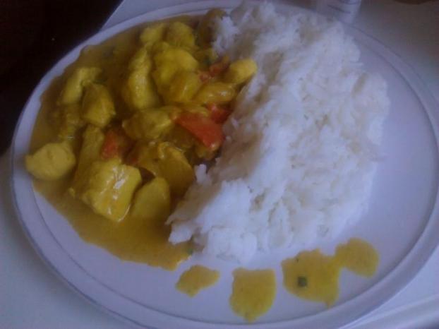 Recette Poulet Au Curry Et A La Mangue Accompagne De Son Riz 750g