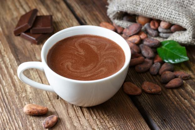 "Un chocolat chaud qui vous ramène direct en enfance" : un ancien candidat de Top Chef partage sa recette réconfortante pour l’hiver !