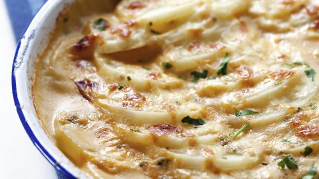 Gratin dauphinois au fromage à raclette