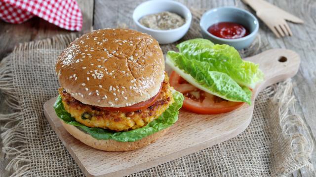 Burger végétarien aux céréales et lentilles