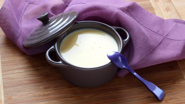 Crème anglaise : ne plus jamais la rater et les trucs pour la rattraper