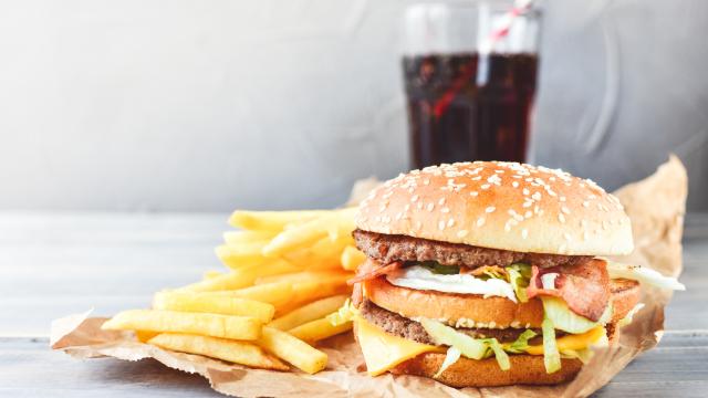 McDonald’s, Burger King ou KFC : quel menu 1er prix cale le plus ? Une diététicienne livre son verdict