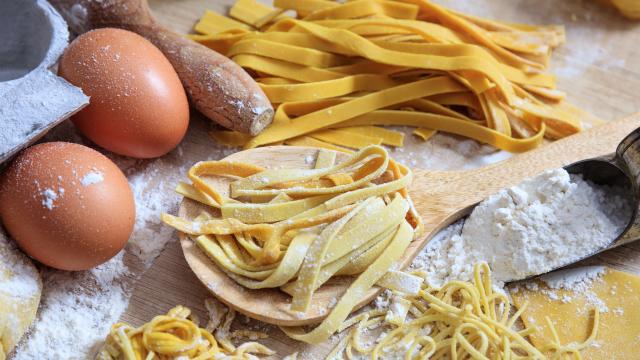 Cette tagliatelle est plus longue que votre trajet pour aller au travail !