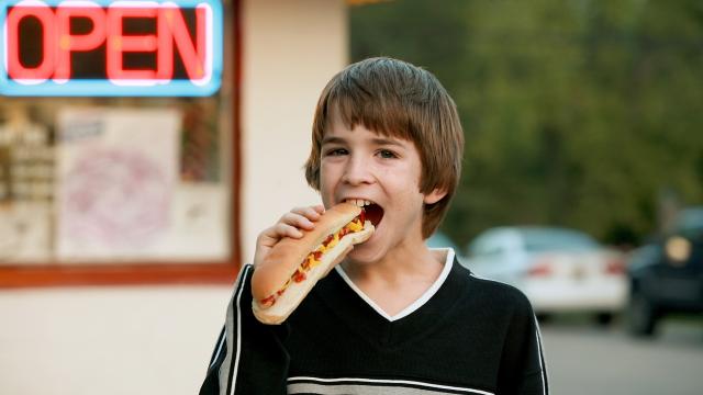 Près d'1 enfant américain sur 2 pense que le hot-dog et le bacon sont des légumes