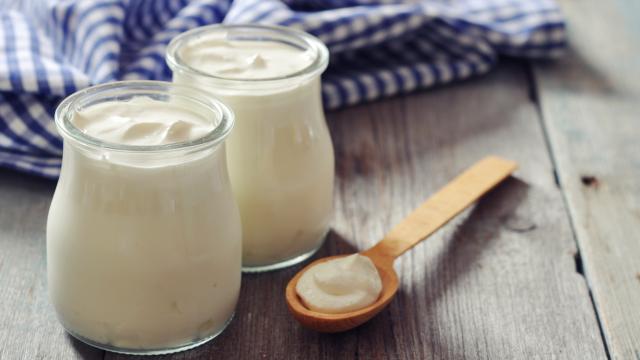 Voici le yaourt le plus sain à privilégier et c'est la science qui le dit !