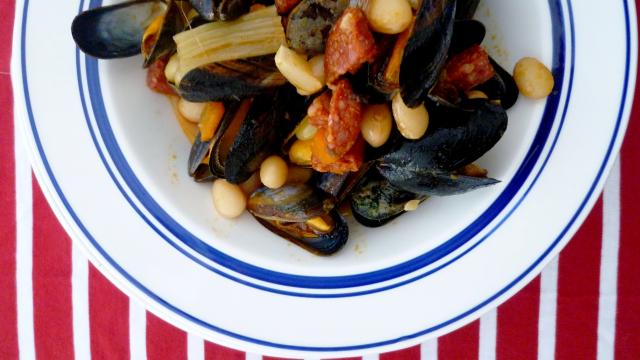 Moules et cocos au chorizo