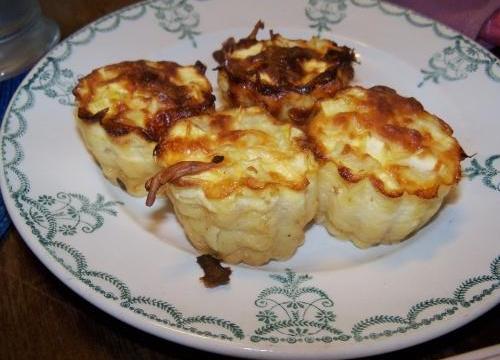 Cannelés salés lardons gruyère