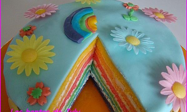 Rainbow cake à la mousse de chocolat blanc