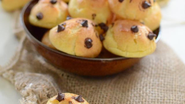 Chouquettes aux pépites de chocolat