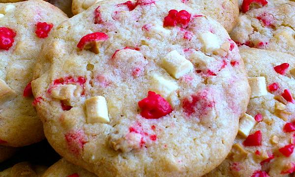 Cookies pépites de chocolat blanc et pralines roses