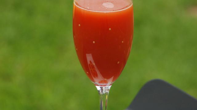 Smoothie tomates citrons et céleri