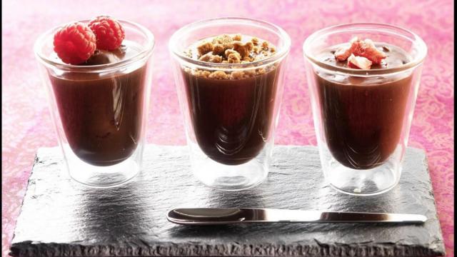 3 petits pots de crème au chocolat