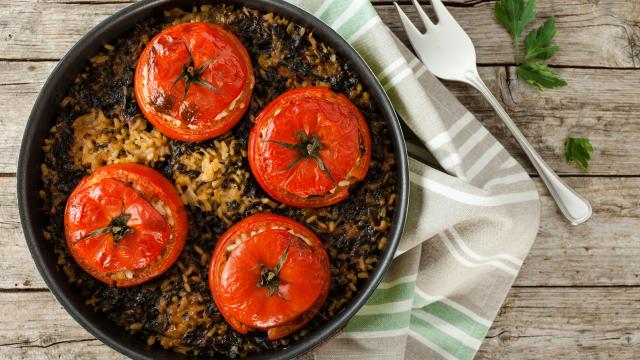 Philippe Etchebest nous révèle ses astuces pour réussir de bonnes tomates farcies