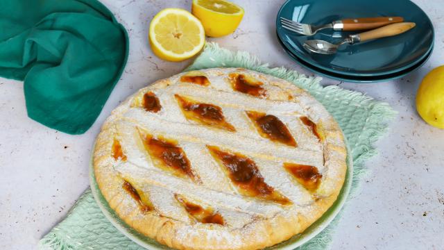 Crostata à la crème pâtissière au citron (tarte italienne)