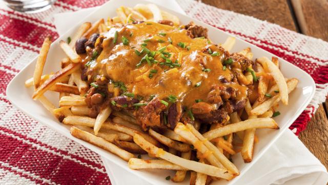 Chili cheese fries