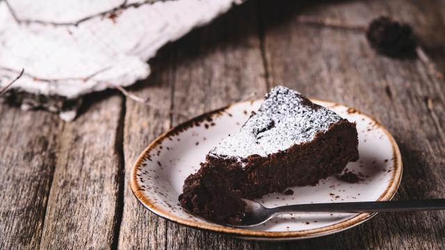 Voici comment faire un fondant au chocolat express au micro-ondes avec seulement 5 minutes de cuisson !