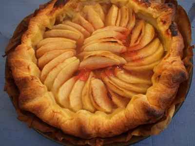 Tarte fine aux pommes et glace vanille