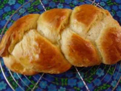 Petites brioches tressées à l'huile d'olive