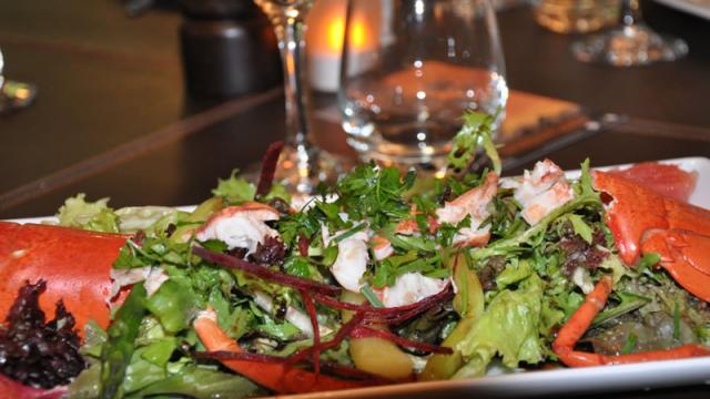 Salade gourmande de homard à la coriandre fraîche