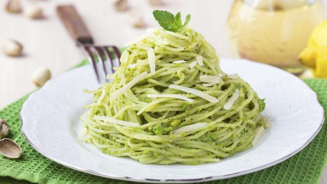 Pâtes au pesto de basilic