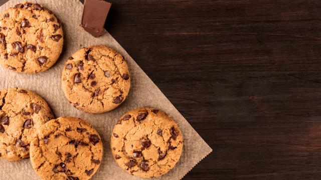 Voici une recette ultra-gourmande de cookie géant, à faire au micro-ondes !