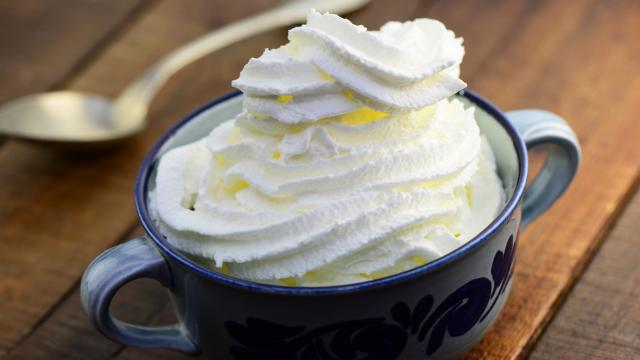 Voici comment faire une chantilly originale et sans lactose !