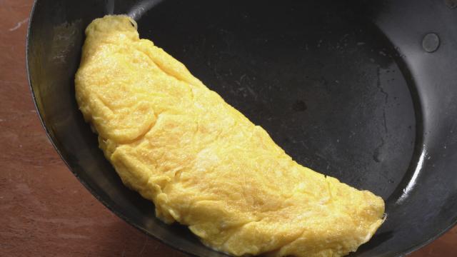 Omelette aux pommes de terre et gruyère