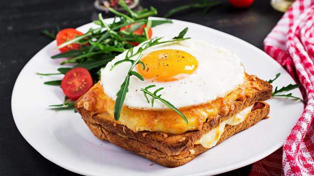 “C'est devenu mon plat du dimanche soir” : voici la recette simple et rapide du croque-madame validée par les lecteurs de 750g !