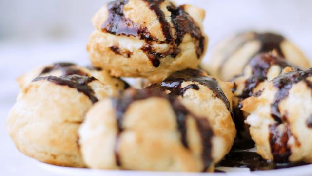 Profiteroles au chocolat