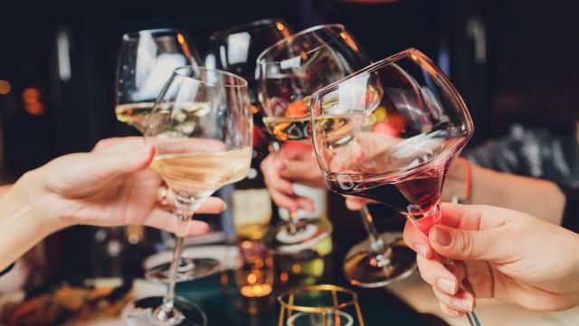 Quel est l’alcool qui donne le plus mal à la tête ? Des chercheurs ont tranché