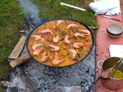 Paella de guipuzcoa au feu de bois