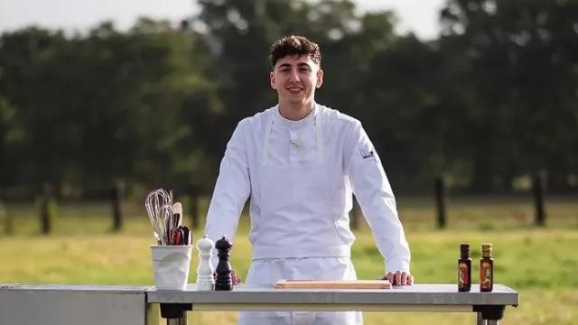 Pour l’apéritif, le gagnant de Top Chef, Hugo Riboulet partage sa recette de tarama !