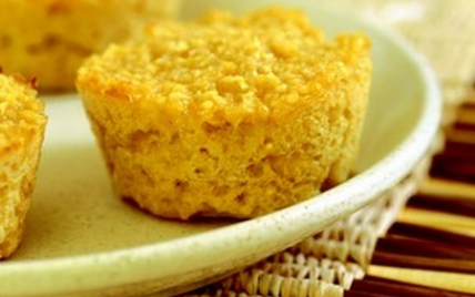 Petits gâteaux de millet à la mangue