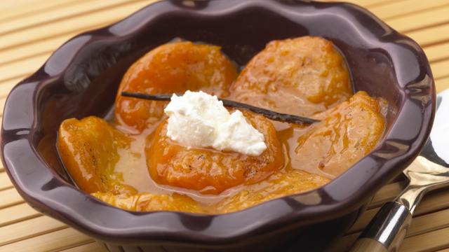 Abricots rôtis et leur mousse de fromage