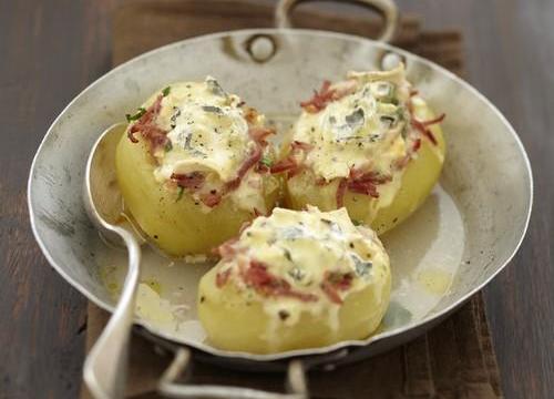 Pommes de terre gourmandes farcies au Bresse Bleu