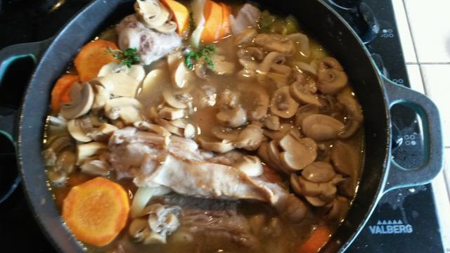 Blanquette de veau aux champignons et carottes