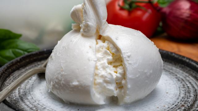 Rappel massif de burrata : Ce produit vendu dans toute la France peut être dangereux à la consommation !