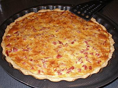 Quiche Lorraine au jambon et à la tomate séchée