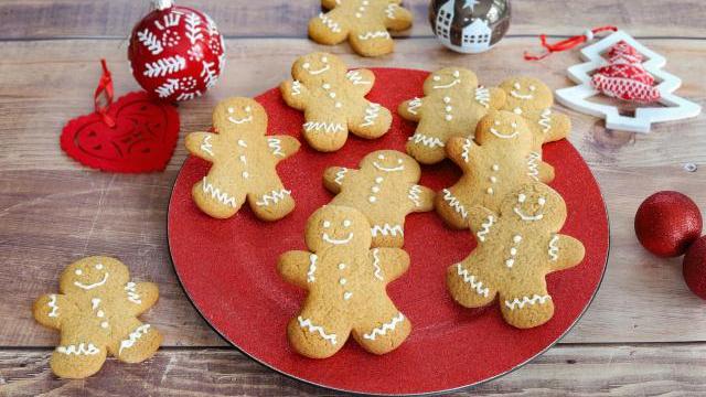 Biscuits de Noël : avec notre recette de petits bonhommes en pain d’épices, vous allez faire des heureux pour les fêtes !