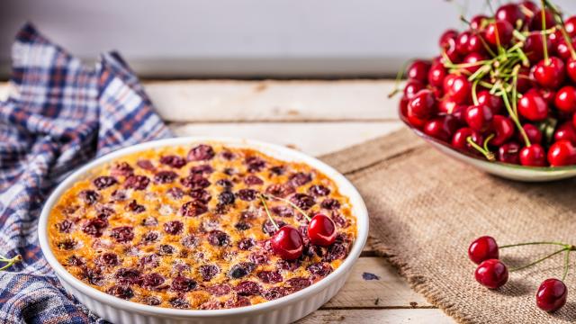 Clafoutis aux cerises facile et moelleux