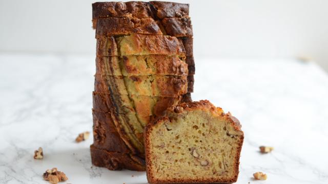 Cake à la banane et noix