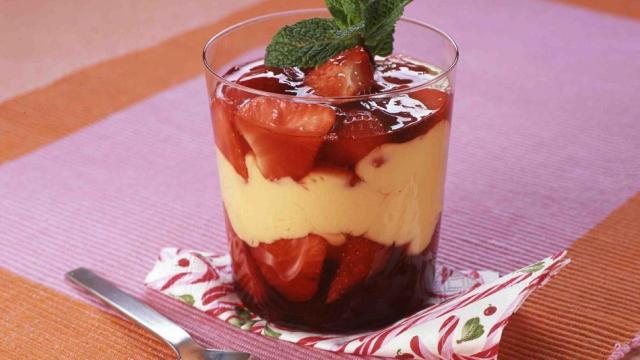 Verrine fruits rouges  et crème brûlée