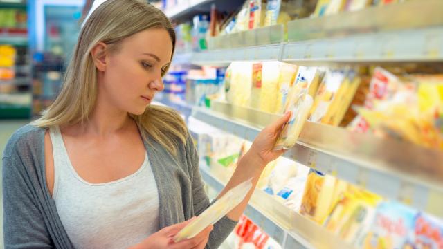 Quels sont les fromages à privilégier en supermarché ? Une nutritionniste répond !