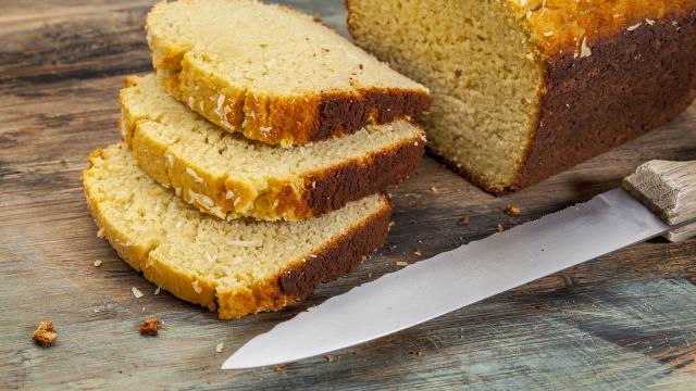 Coconut breadcake