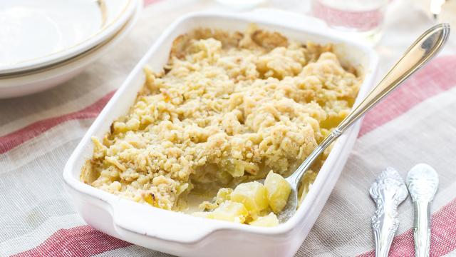 Pour profiter des dernières courgettes : une nutritionniste partage une délicieuse recette de crumble !